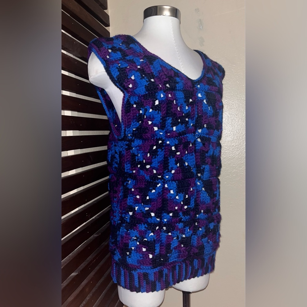 Vintage Blue Purple & Black Crotchet Granny Square Sleeveless Sweater Vest